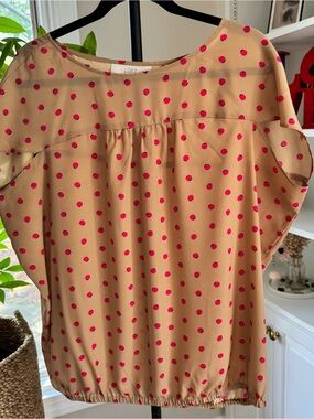 LOFT Tan and Hot Pink Polka Dot Bubble Hem Blouse, Size M